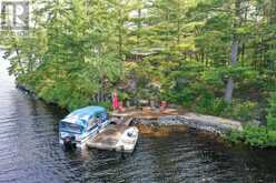 18 5KL ISLAND KAHSHE LAKE | Gravenhurst Ontario | Slide Image One