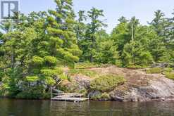 18 5KL ISLAND KAHSHE LAKE | Gravenhurst Ontario | Slide Image Twenty-nine