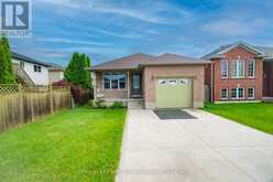 572 SCOUGALL COURT | Kincardine Ontario | Slide Image One