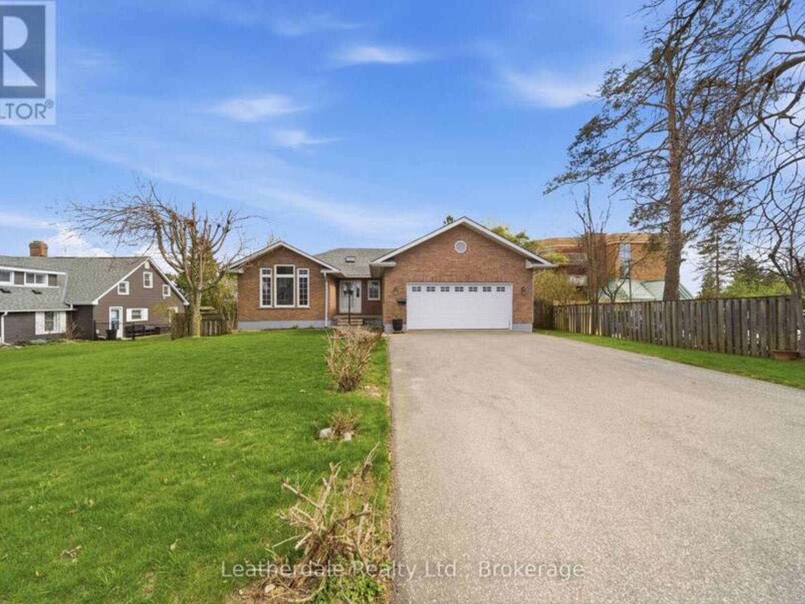3 ROSEMARY ROAD, Orillia, Ontario L3V 3P6