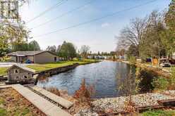 10 SPRUCE AVENUE | Puslinch Ontario | Slide Image Thirty