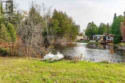 10 SPRUCE AVENUE | Puslinch Ontario | Slide Image Thirty-four