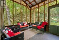 869 NORTH MARY LAKE ROAD | Huntsville Ontario | Slide Image Fifteen