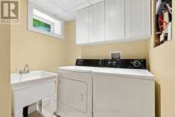 869 NORTH MARY LAKE ROAD | Huntsville Ontario | Slide Image Forty-five
