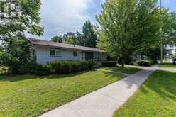 880 SARAH STREET N | Gravenhurst Ontario | Slide Image Two