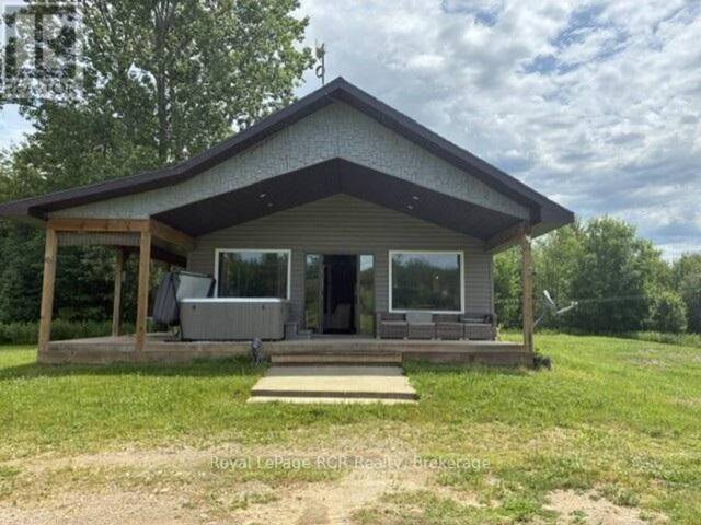 382162 CONCESSION 17 ROAD E Georgian Bluffs Ontario, N0H 2T0 - 3 Bedrooms Home For Sale