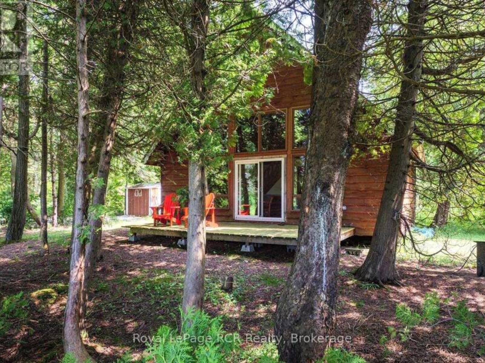 16 YOUNGS DRIVE, South Bruce Peninsula, Ontario N0H 1X0