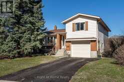 34 WHITE STREET | Stratford Ontario | Slide Image One