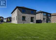 64 AMBER DRIVE | Wasaga Beach Ontario | Slide Image Thirty-three