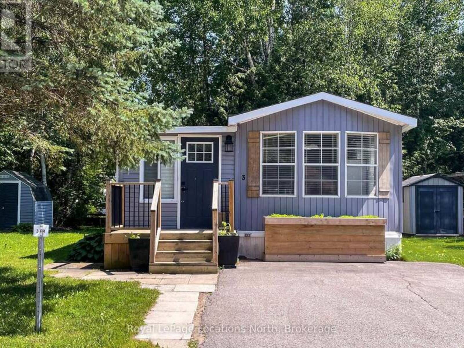 3 PRINCE RUPERT AVENUE, Elmvale, Ontario L0L 1P0