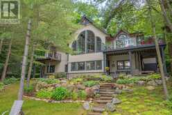 41 ESTATE DRIVE | Port Carling Ontario | Slide Image Three
