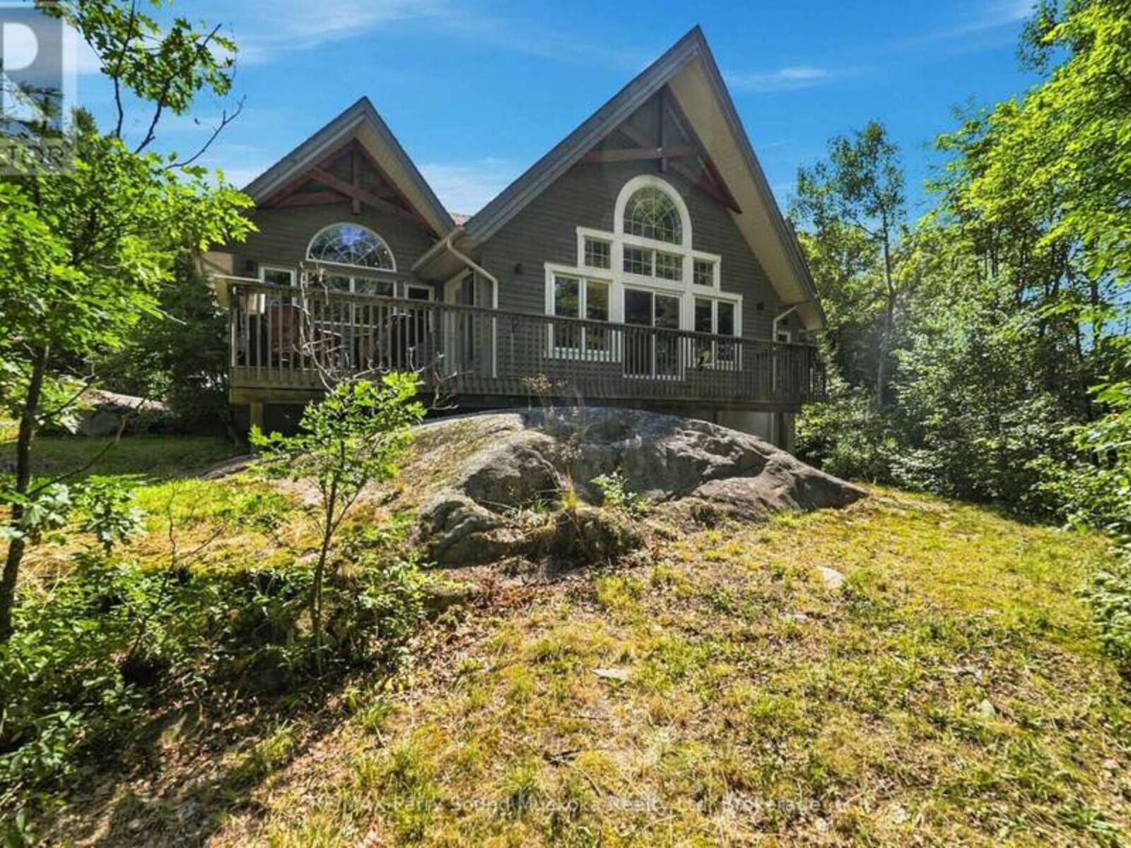 9 DESMASDONS ROAD, Pointe au Baril, Ontario P0G 1K0