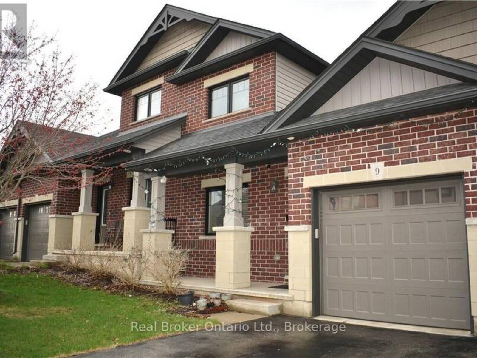 9 - 1 CHAMBERLAIN AVENUE, Ingersoll, Ontario N5C 0A3