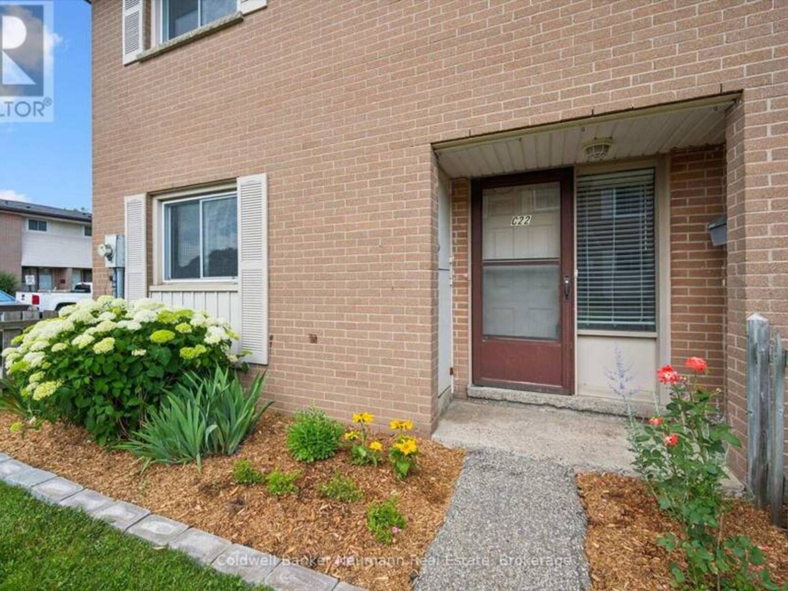 C-22 - 427 VICTORIA ROAD N, Guelph, Ontario N1E 5J0