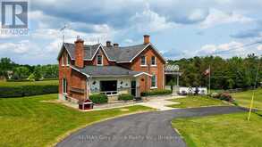 319144 GREY ROAD 1 | Georgian Bluffs Ontario | Slide Image Two
