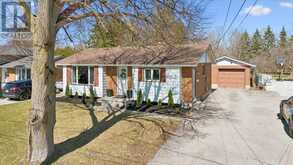 23 HASTINGS BOULEVARD | Guelph Ontario | Slide Image Eight