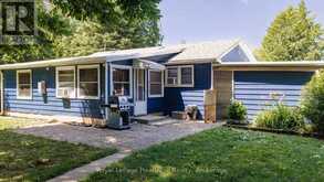 36 JANE STREET | Bayfield Ontario | Slide Image Thirty-three