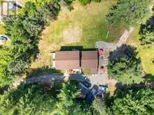 1326 KAWAGAMA LAKE ROAD | Lake of Bays Ontario | Slide Image Six