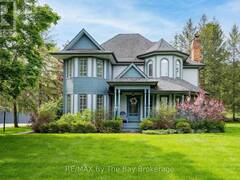 9 PURPLE HILL LANE Creemore Ontario, L0M 1G0