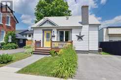 100 LACLIE STREET | Orillia Ontario | Slide Image Two