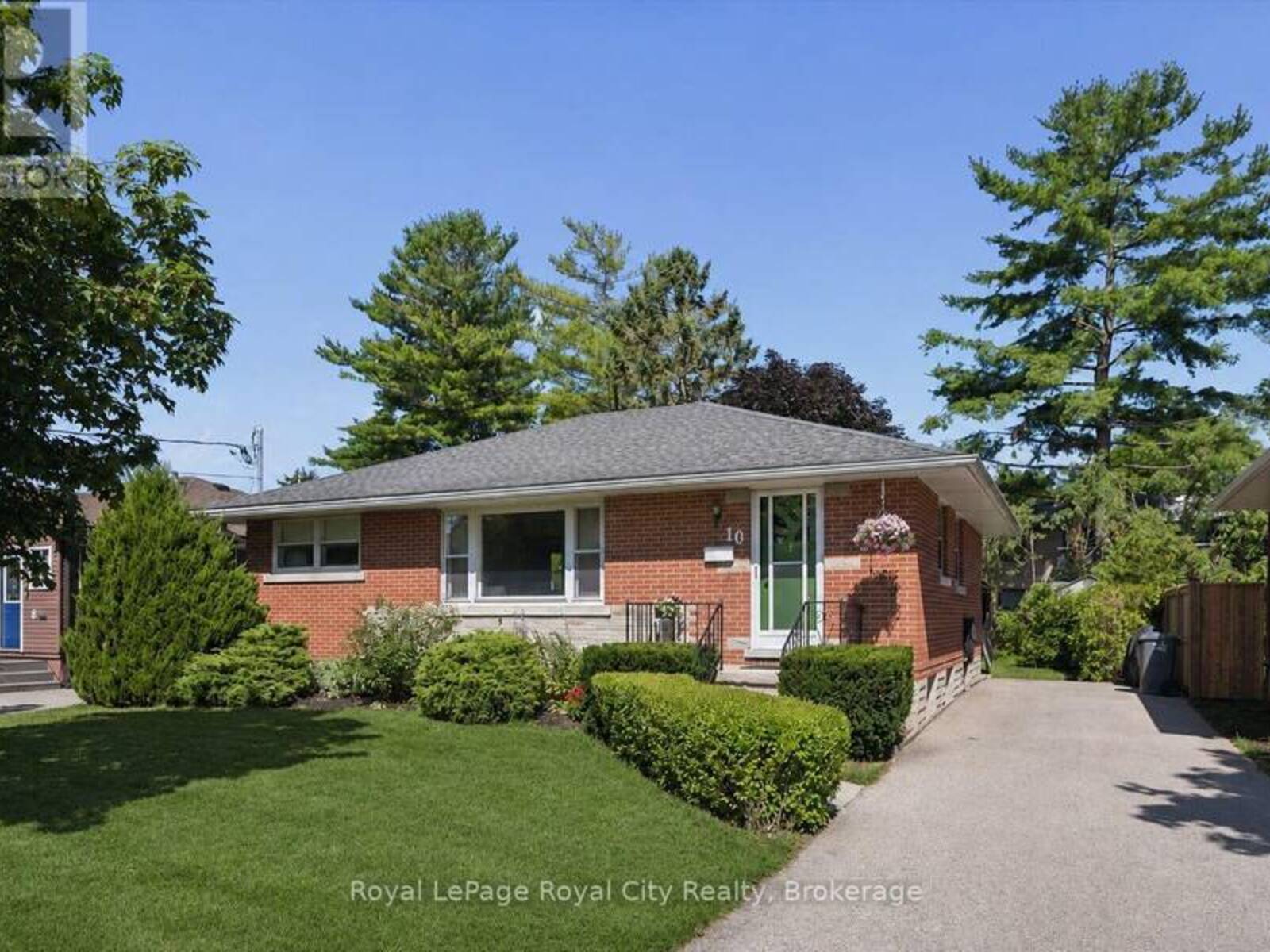 10 PAUL AVENUE, Guelph, Ontario N1E 1S2