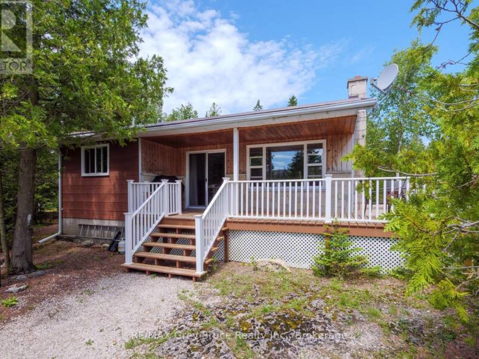 259 BRADLEY DRIVE, Miller Lake, Ontario N0H 1Z0