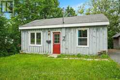 41 EMILY STREET | Parry Sound Ontario | Slide Image Four
