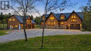 2517 SOUTHWOOD ROAD | Gravenhurst Ontario | Slide Image One