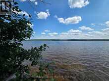 2011 NORTH SHORE ROAD | Algonquin Highlands Ontario | Slide Image Three