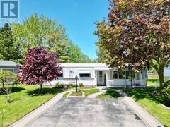 13 CYPRESS POINT CRESCENT Grand Bend Ontario, N0M 1T0