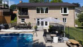 206 THOMAS STREET | Walkerton Ontario | Slide Image Forty-nine