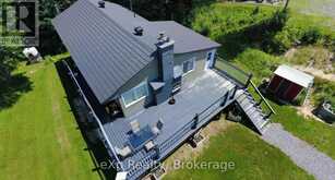 249 RIVER DRIVE | Burk's Falls Ontario | Slide Image Eighteen