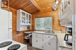 1041 CROCKFORD LANE S | Bracebridge Ontario | Slide Image Twenty