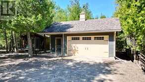 9 HOPE DRIVE | Miller Lake Ontario | Slide Image Five