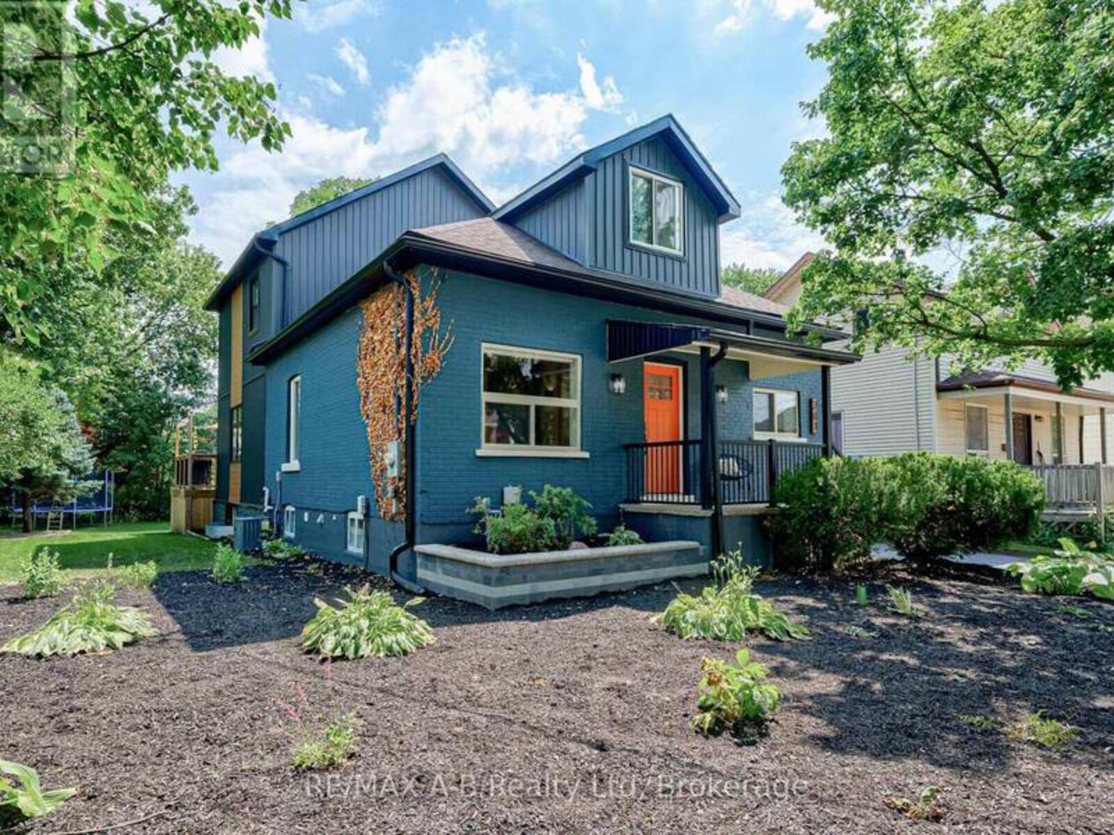 261 ALBERT STREET, Stratford, Ontario N5A 3K8