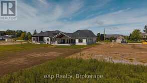 1036 WALTON AVENUE N | Listowel Ontario | Slide Image Thirty-seven