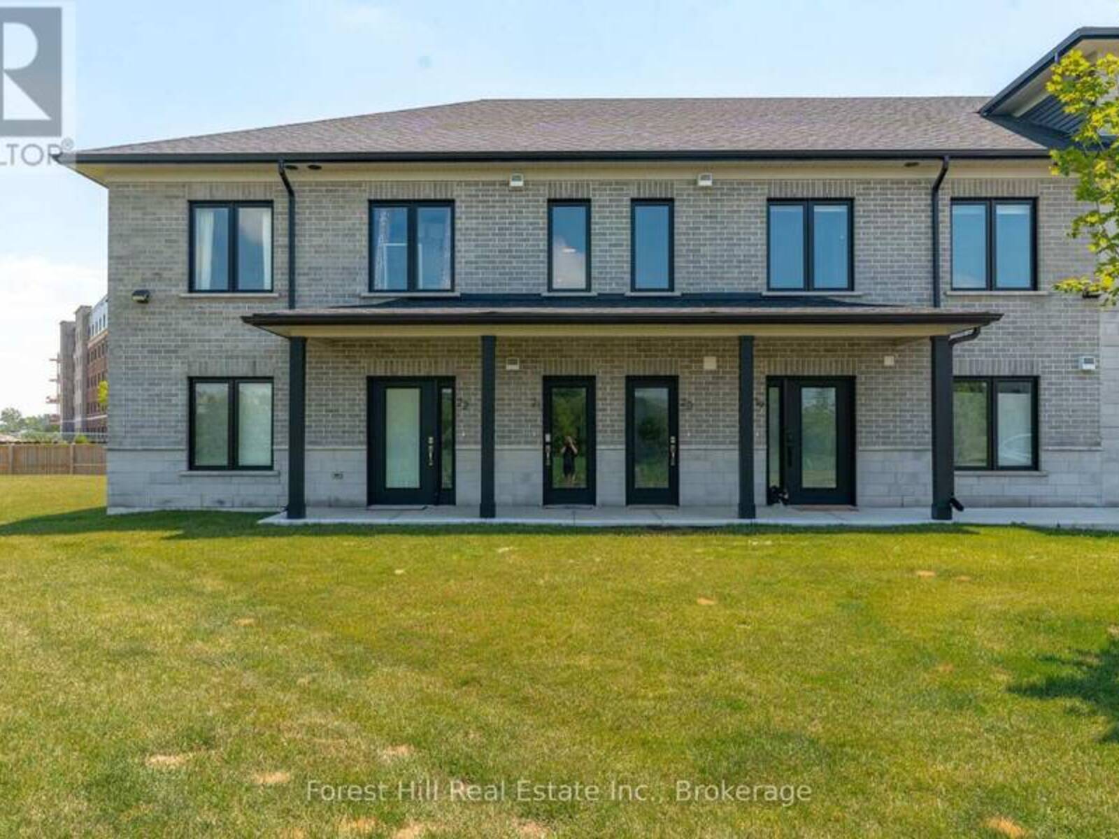21 - 3202 VIVIAN LINE, Stratford, Ontario N5A 0K6