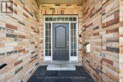 60A EASTVIEW ROAD | Guelph Ontario | Slide Image Four