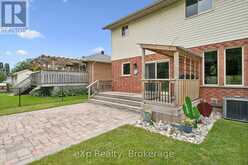 19 KEATING DRIVE | Elora Ontario | Slide Image Forty