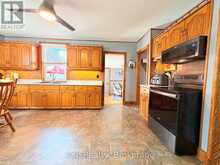 503 YONGE STREET S | Walkerton Ontario | Slide Image Thirteen