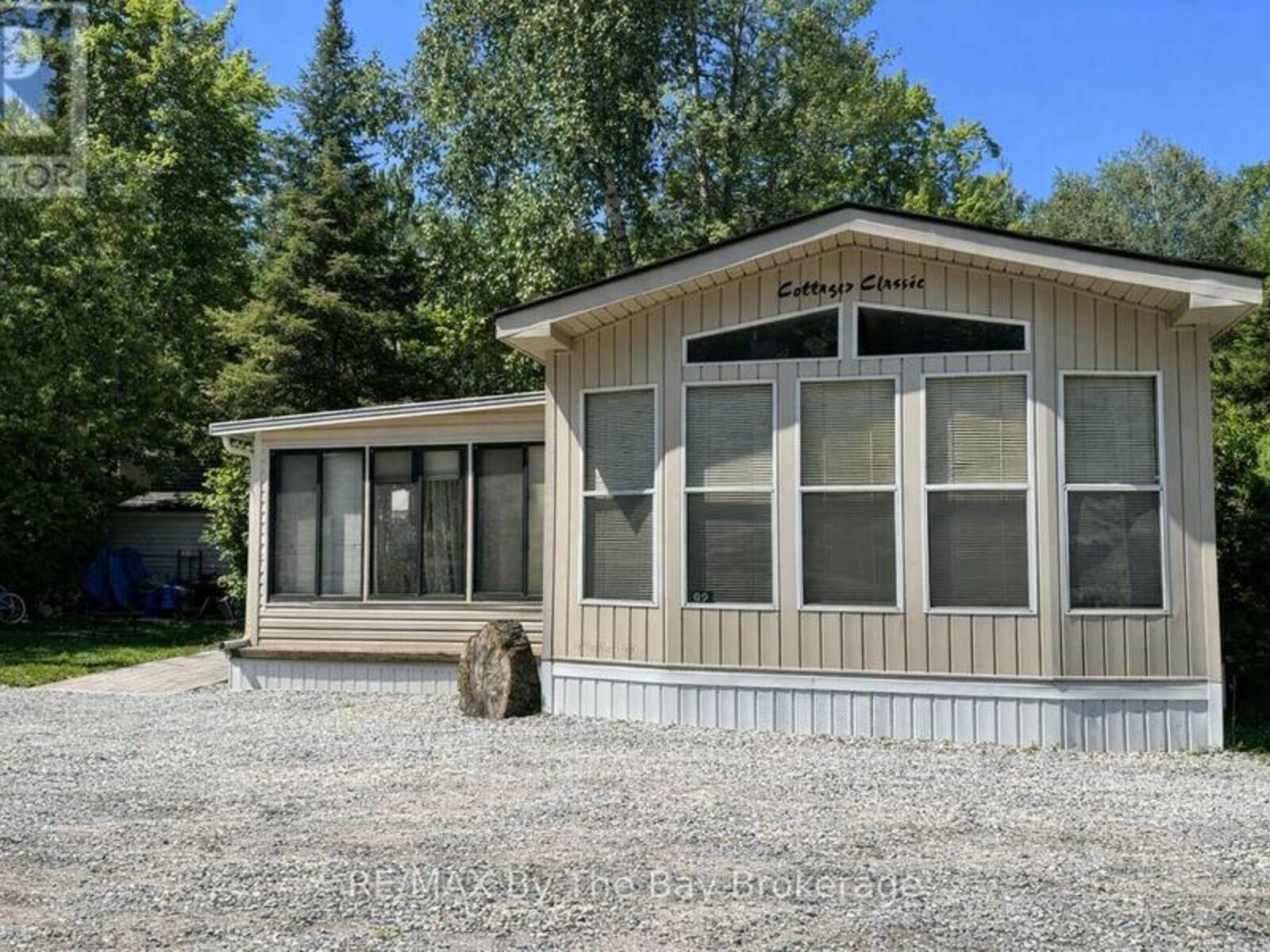 92 - 85 THEME PARK DRIVE, Wasaga Beach, Ontario L9Z 1X7