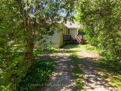 4 PARKSIDE AVENUE Collingwood Ontario, L9Y 5P3