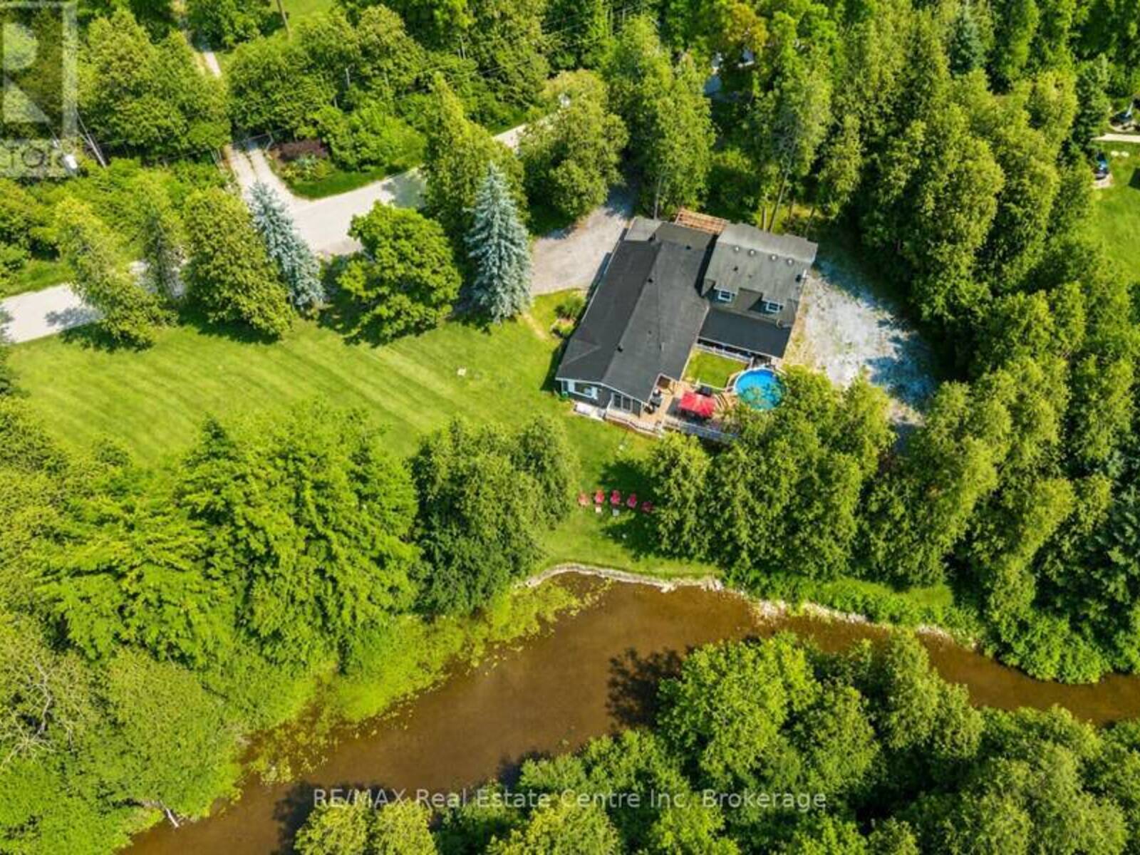 14 ASH STREET, Guelph-Eramosa, Ontario N0B 2K0
