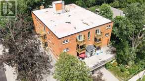 98 WILLIAM STREET E | Stratford Ontario | Slide Image Two