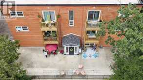 98 WILLIAM STREET E | Stratford Ontario | Slide Image Four