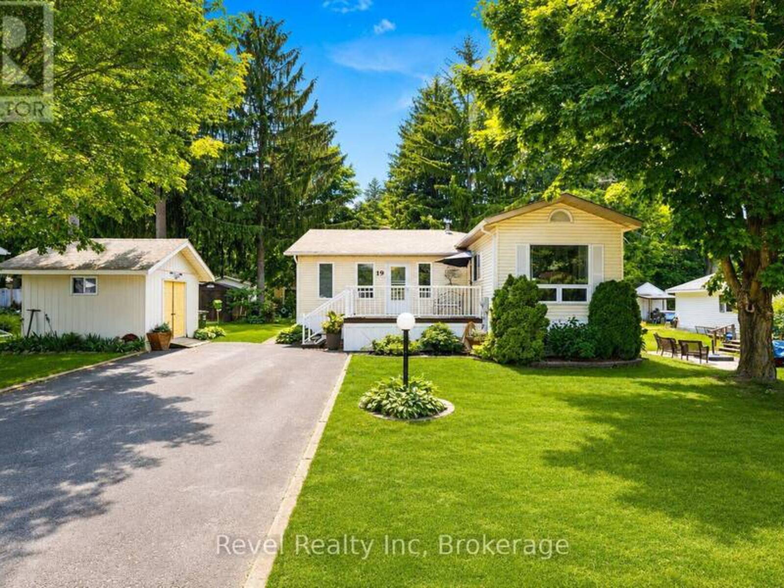 19 - 5411 ELLIOTT SIDE ROAD, Midland, Ontario L4R 4K3