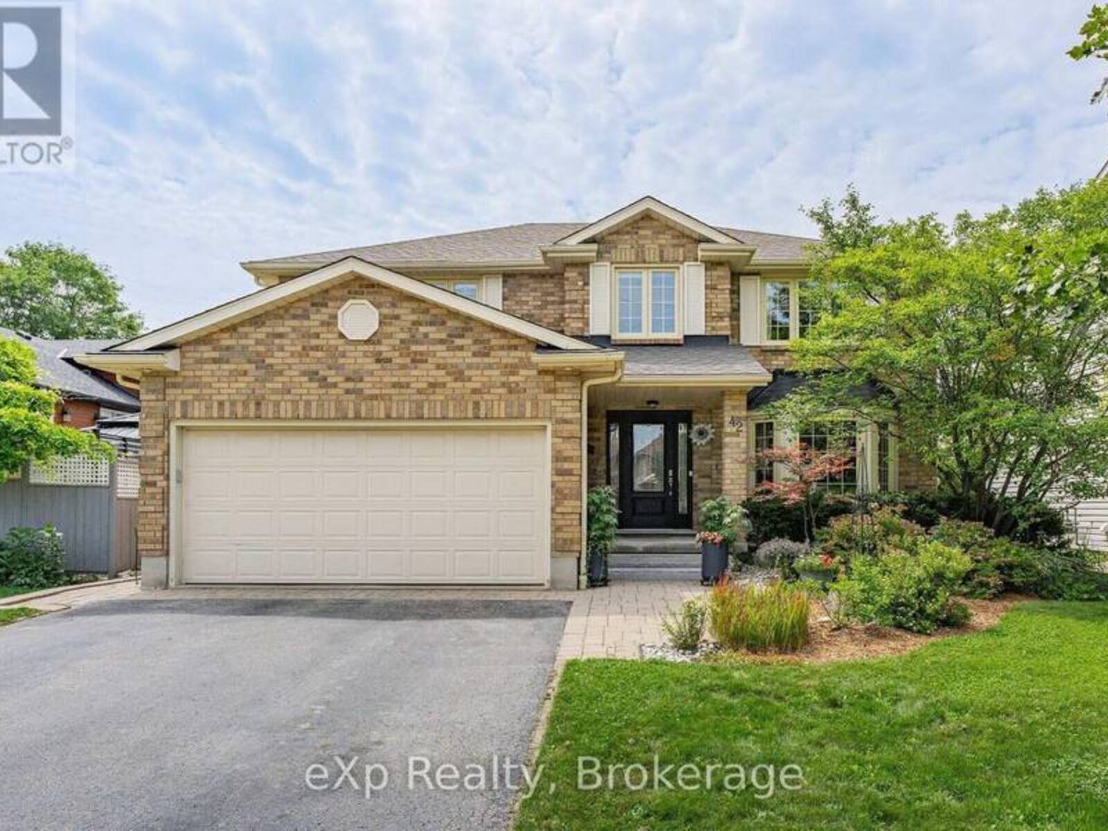 42 PACIFIC PLACE, Guelph, Ontario N1G 4R5