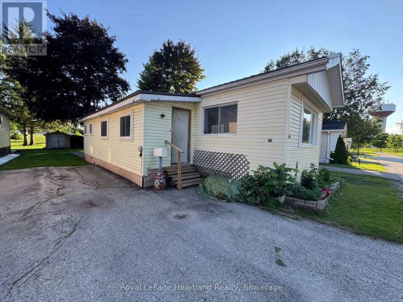 4 TRAILER PARK ROAD, Minto, Ontario N0G 2P0