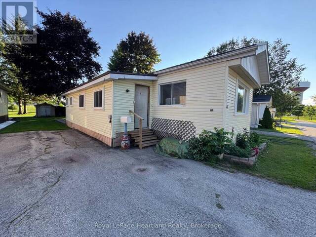 4 TRAILER PARK ROAD Minto Ontario, N0G 2P0 - 3 Bedrooms Home For Sale