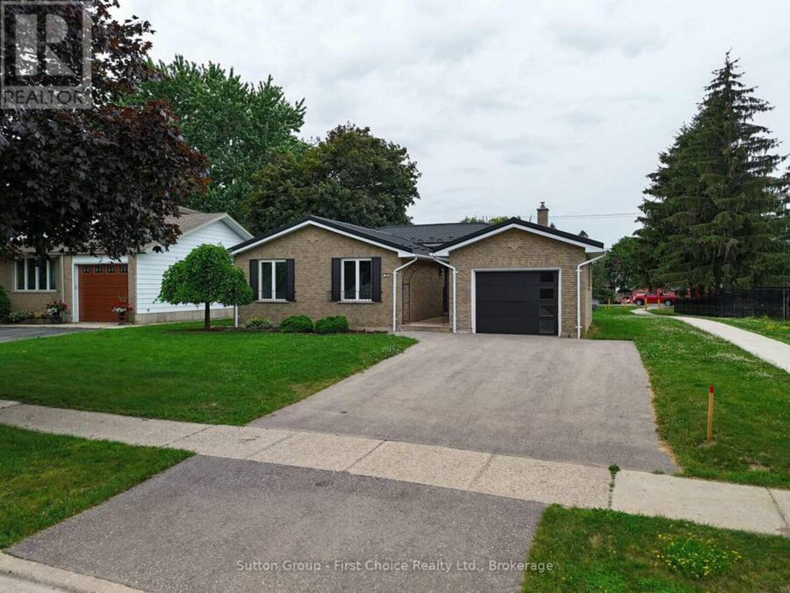 70 BEDFORD DRIVE, Stratford, Ontario N5A 5J5